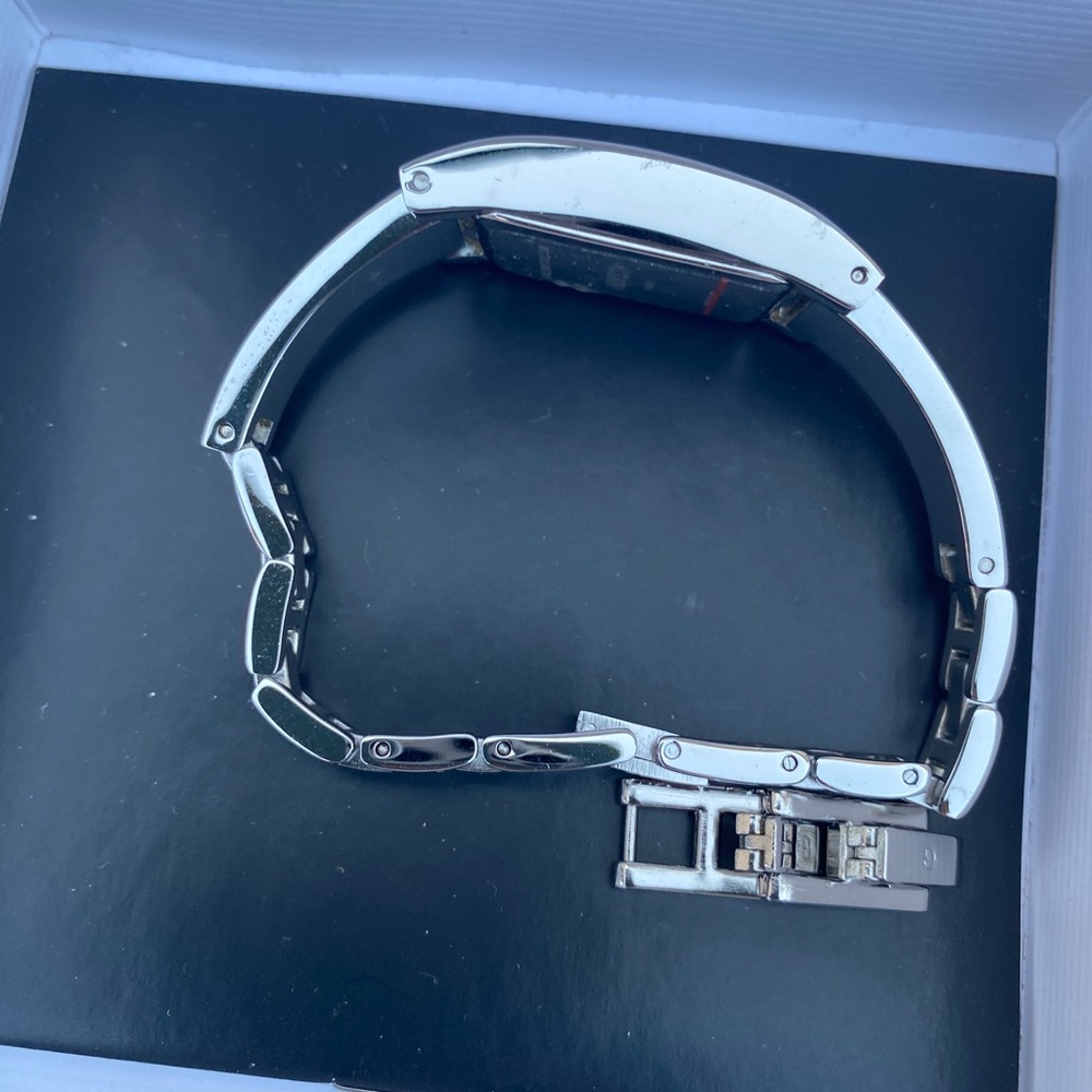 Guess Watch - Picture 2 of 4